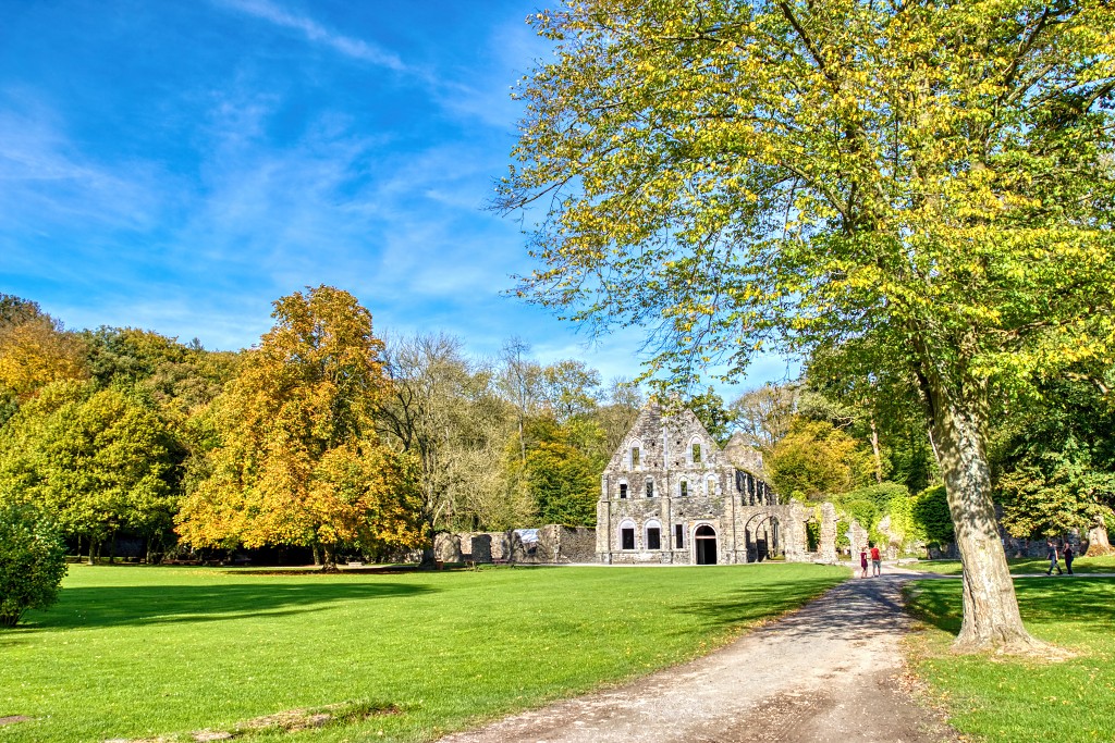 HDR Abbaye Villers-la-Ville villers la ville kerk eglise kerkfotografie religie religion bedevaart rooms katholiek kathedraal pelgrimage cathedrale klooster basiliek basilique